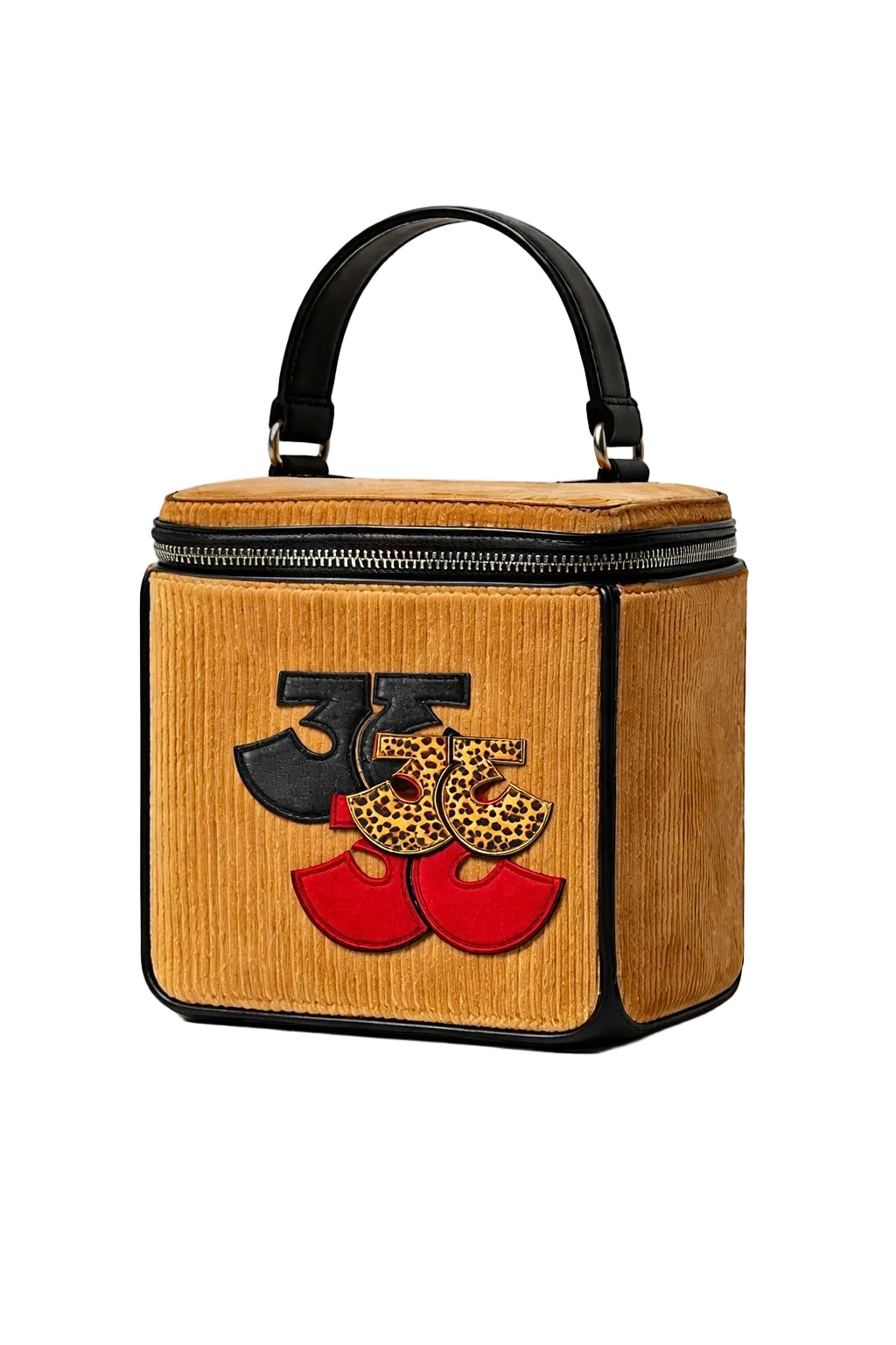 TRӠYON VALÈRE ARCHIVE